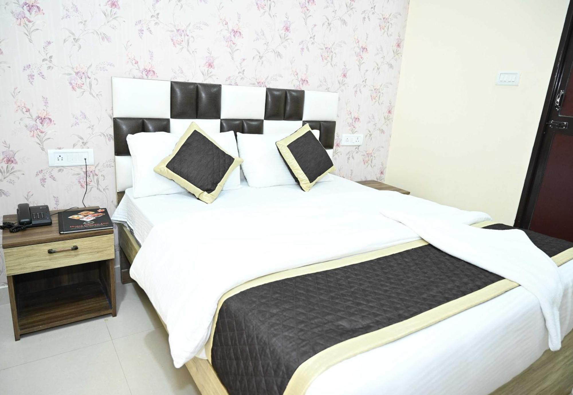 Super Hotel O Glance Inn Patna  Ngoại thất bức ảnh